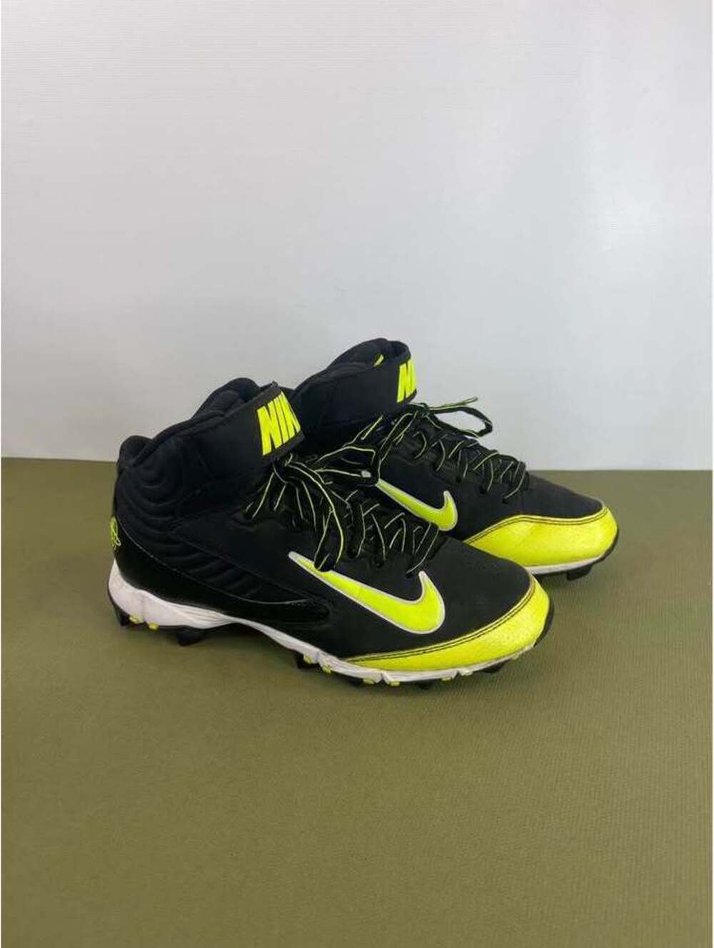 Nike Alpha Huarache Keystone Youth Baseball Cleats Black Volt 4Y
